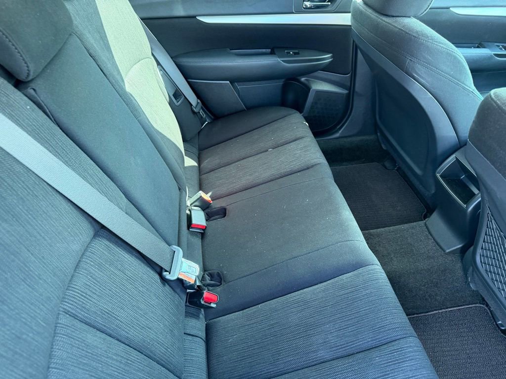 Used 2013 Subaru Outback 2.5i Premium image 18