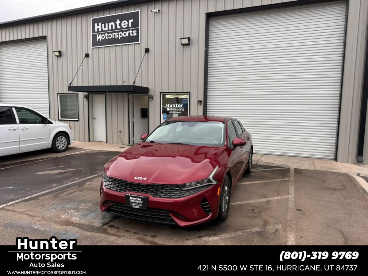 Used 2022 Kia K5 LXS FWD image 1