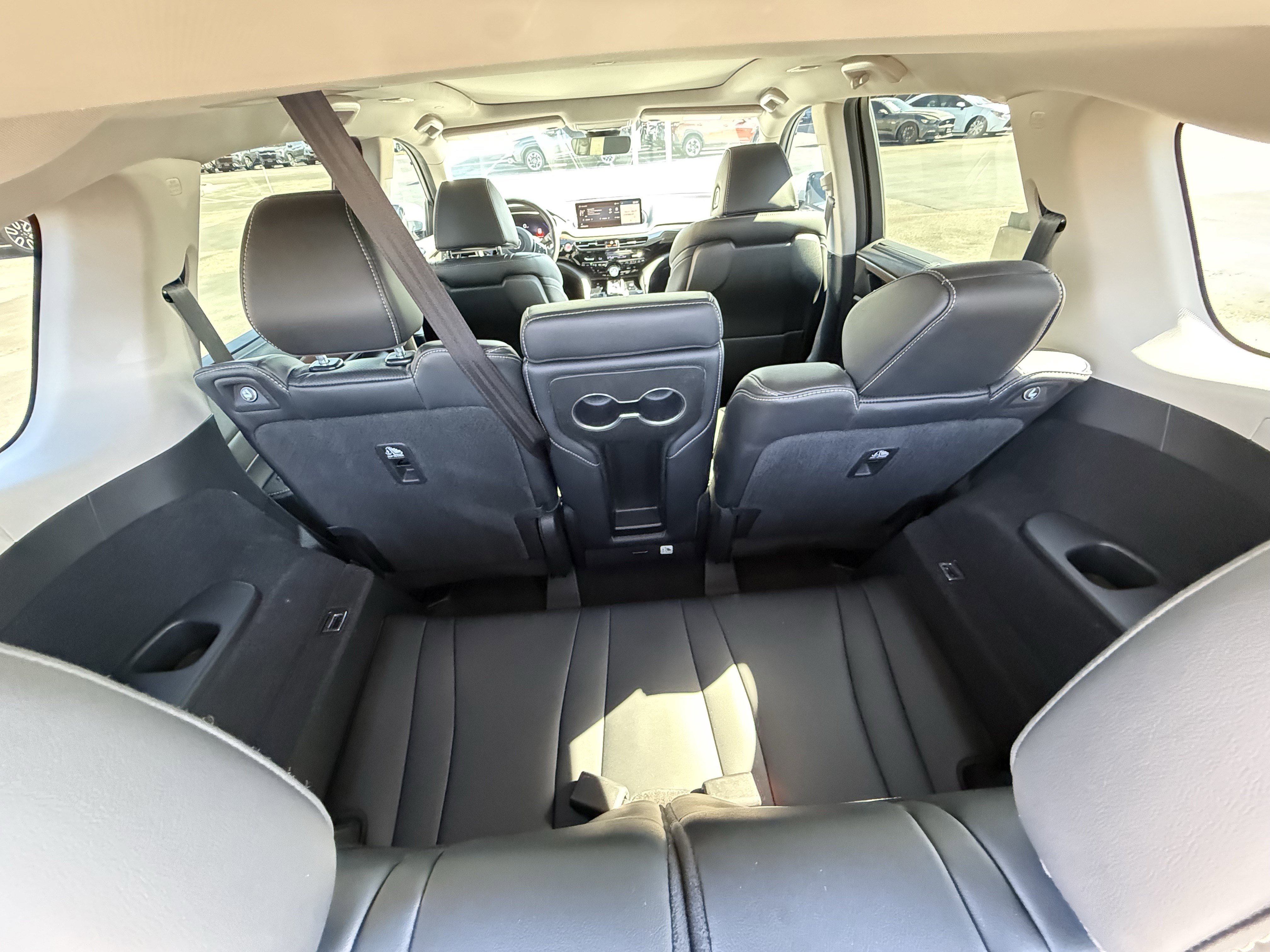 Used 2022 Acura MDX SH-AWD w/ Technology Package image 11