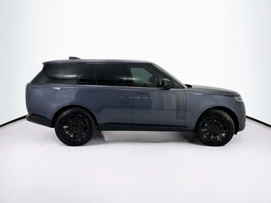 Certified 2026 Land Rover Range Rover SE AWD/4WD image 4