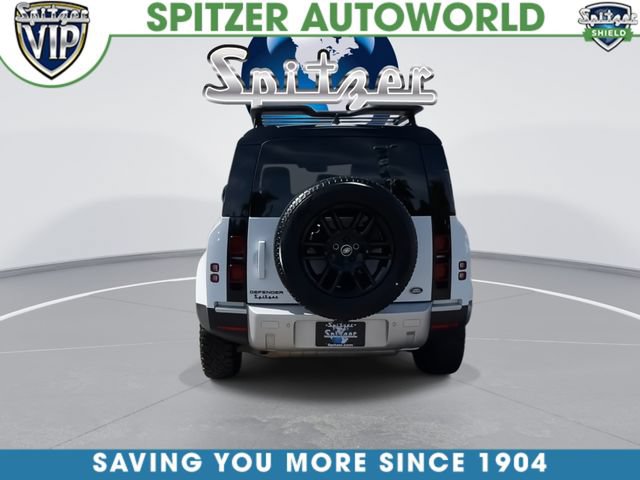 Used 2023 Land Rover Defender 110 S AWD/4WD image 9