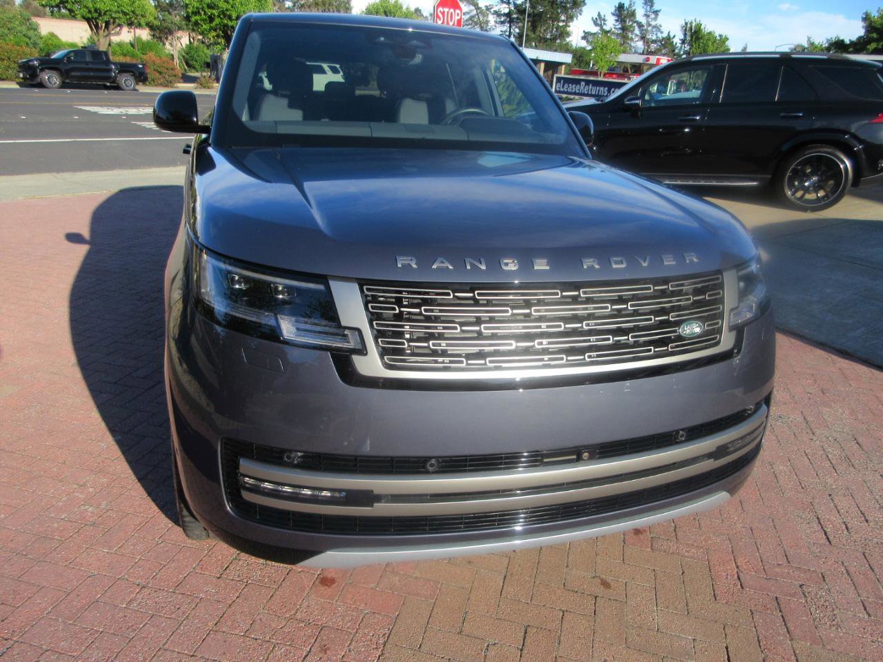 Used 2025 Land Rover Range Rover SE AWD/4WD image 79