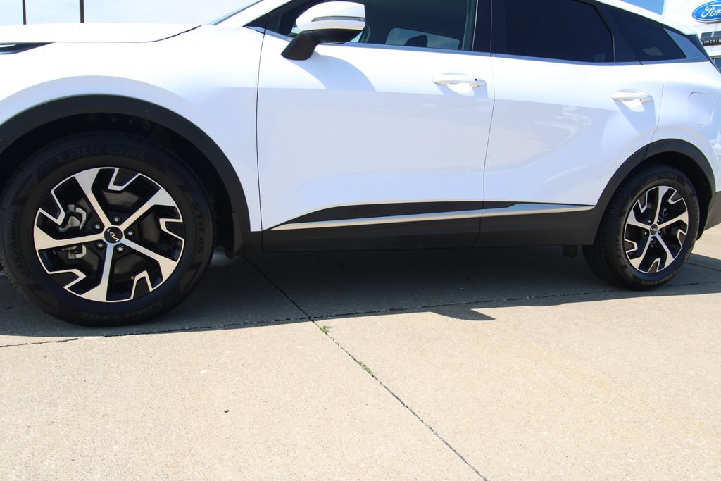 Used 2024 Kia Sportage EX FWD image 10