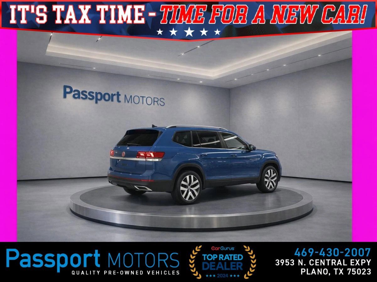 Used 2025 Volkswagen Atlas SE w/ Panoramic Sunroof Package FWD image 4