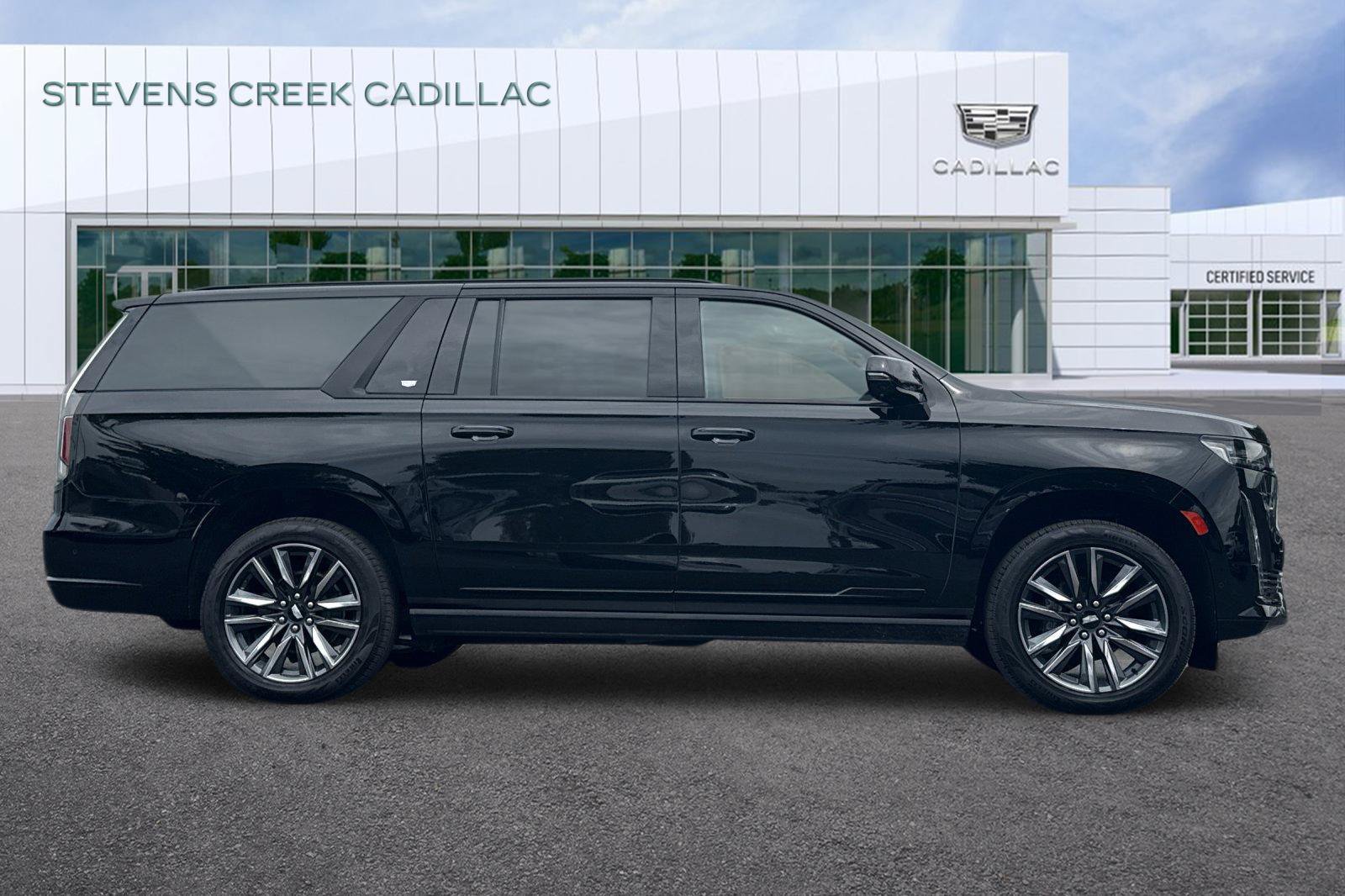 Used 2021 Cadillac Escalade ESV Sport w/ Driver Assist Tech Package AWD/4WD image 2