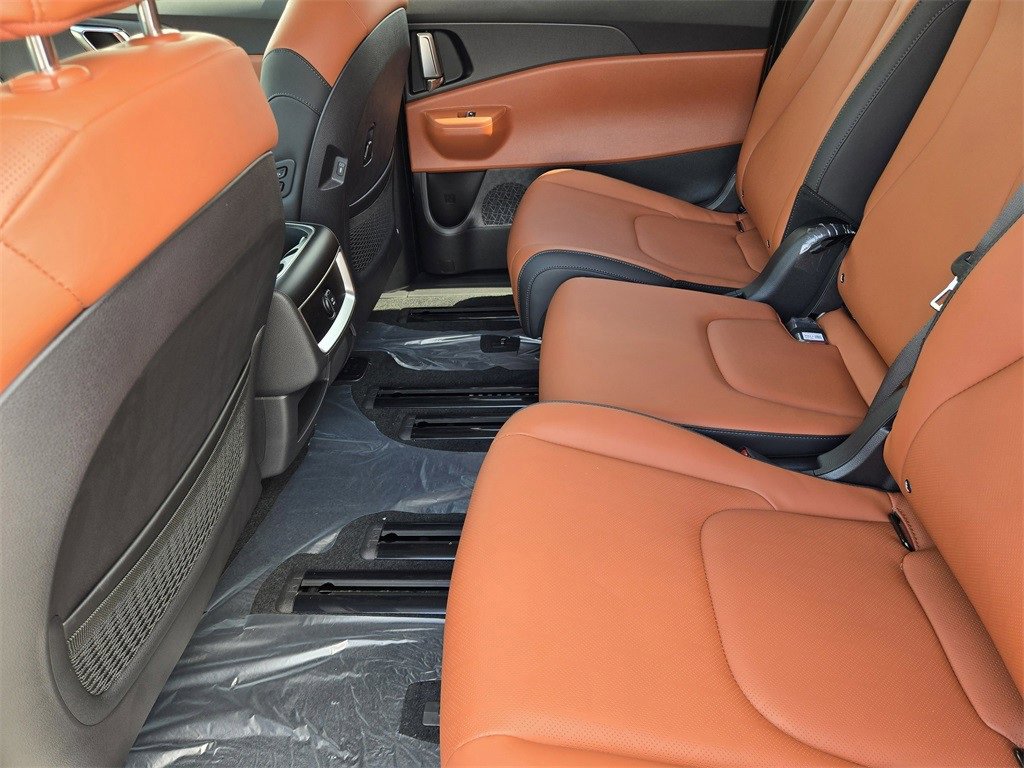 New 2026 Kia Carnival EX image 21