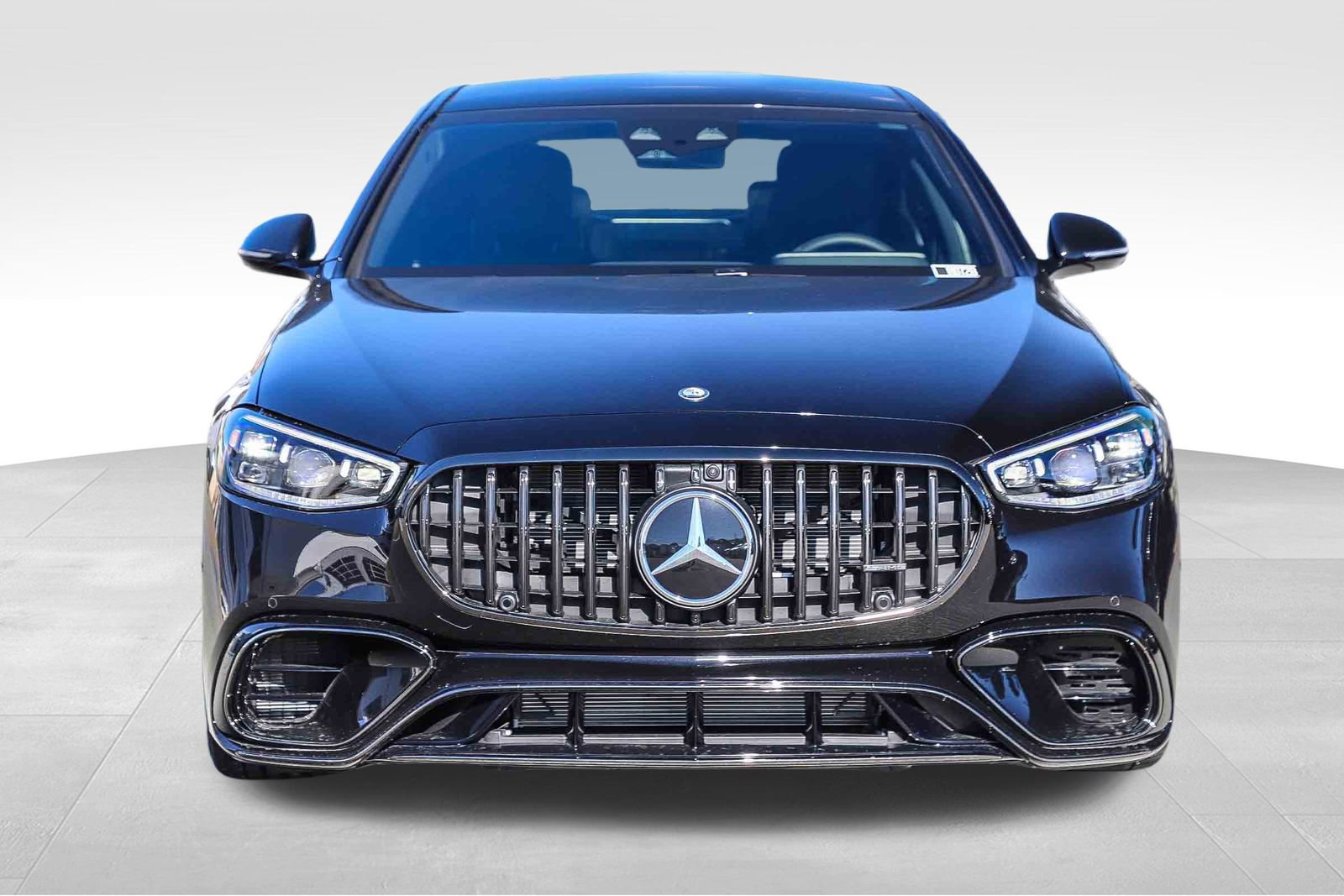 New 2025 Mercedes-Benz S 63 AMG S image 2