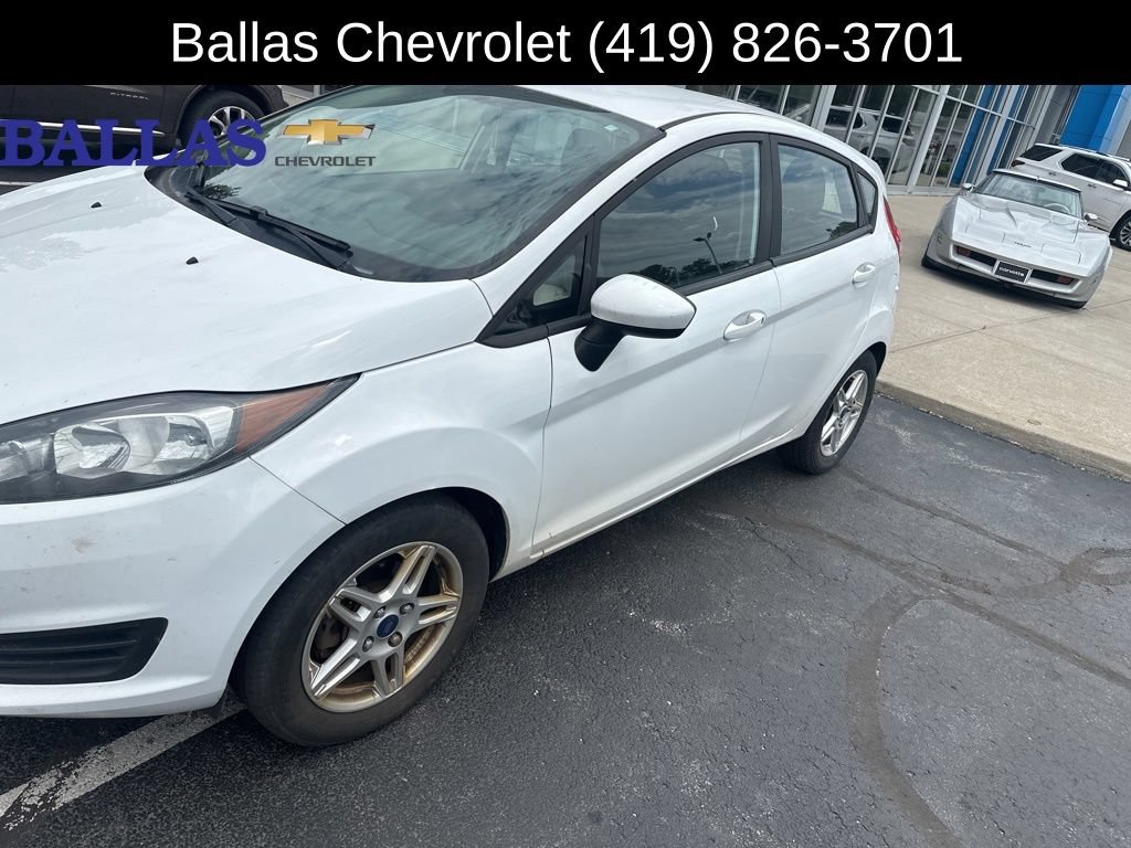 Used 2017 Ford Fiesta SE FWD image 1