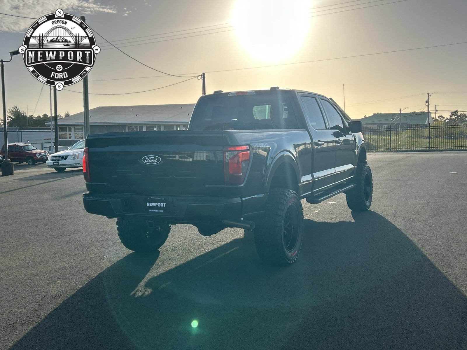 New 2026 Ford F150 XLT w/ XLT Black Appearance Package AWD/4WD image 9