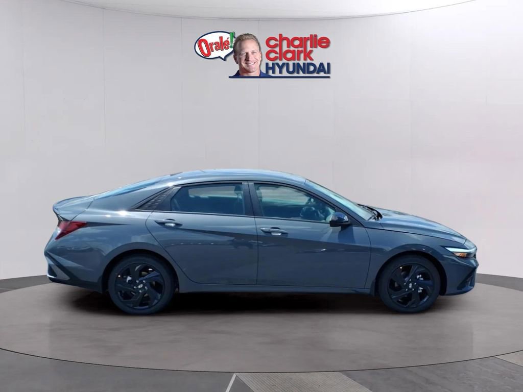 New 2026 Hyundai Elantra Sport FWD image 6