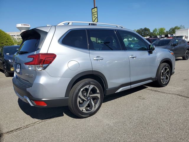Used 2022 Subaru Forester Touring w/ Popular Package #2 image 6
