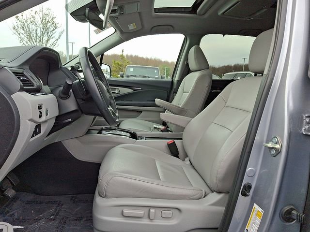 Used 2020 Honda Pilot Touring image 13