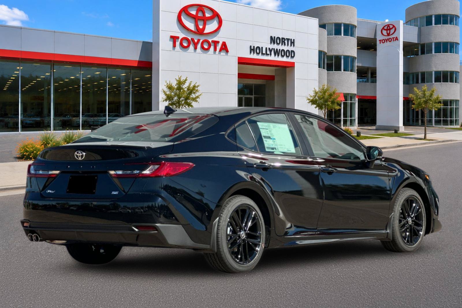 New 2026 Toyota Camry SE FWD image 5