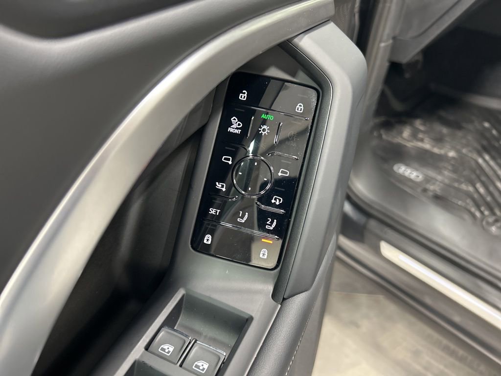 Used 2025 Audi Q5 Premium Plus image 12