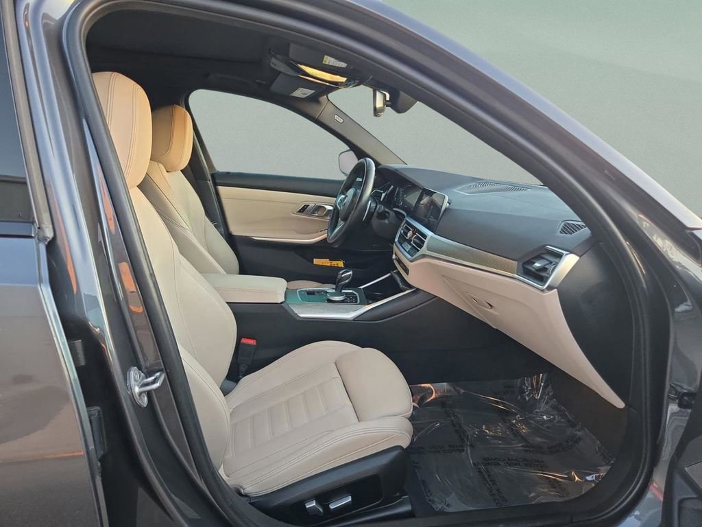 Used 2021 BMW M340i xDrive image 28