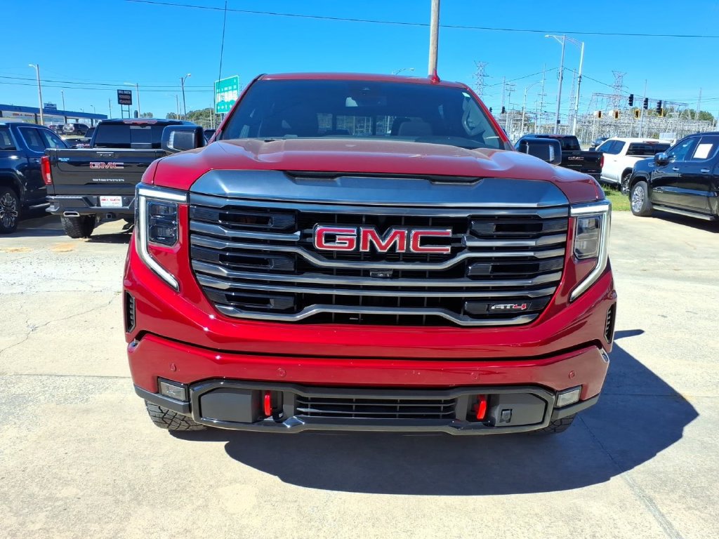 Used 2024 GMC Sierra 1500 AT4 w/ AT4 Premium Package AWD/4WD image 2