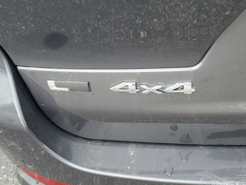 Used 2023 Jeep Grand Cherokee L Laredo image 31