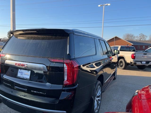 Used 2022 GMC Yukon XL Denali image 5