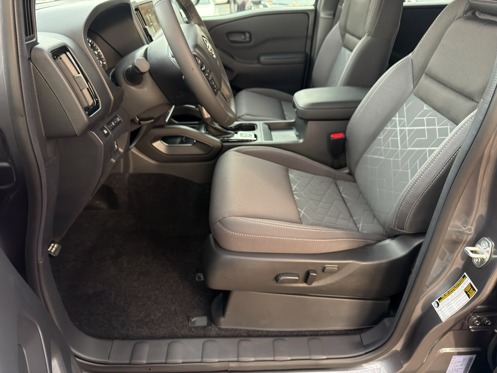 New 2026 Nissan Frontier SV w/ SV Convenience Package image 18