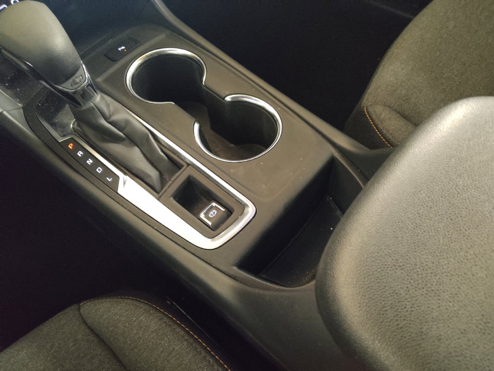 Used 2024 Chevrolet Equinox LT w/ LPO, Floor Liner Package FWD image 26