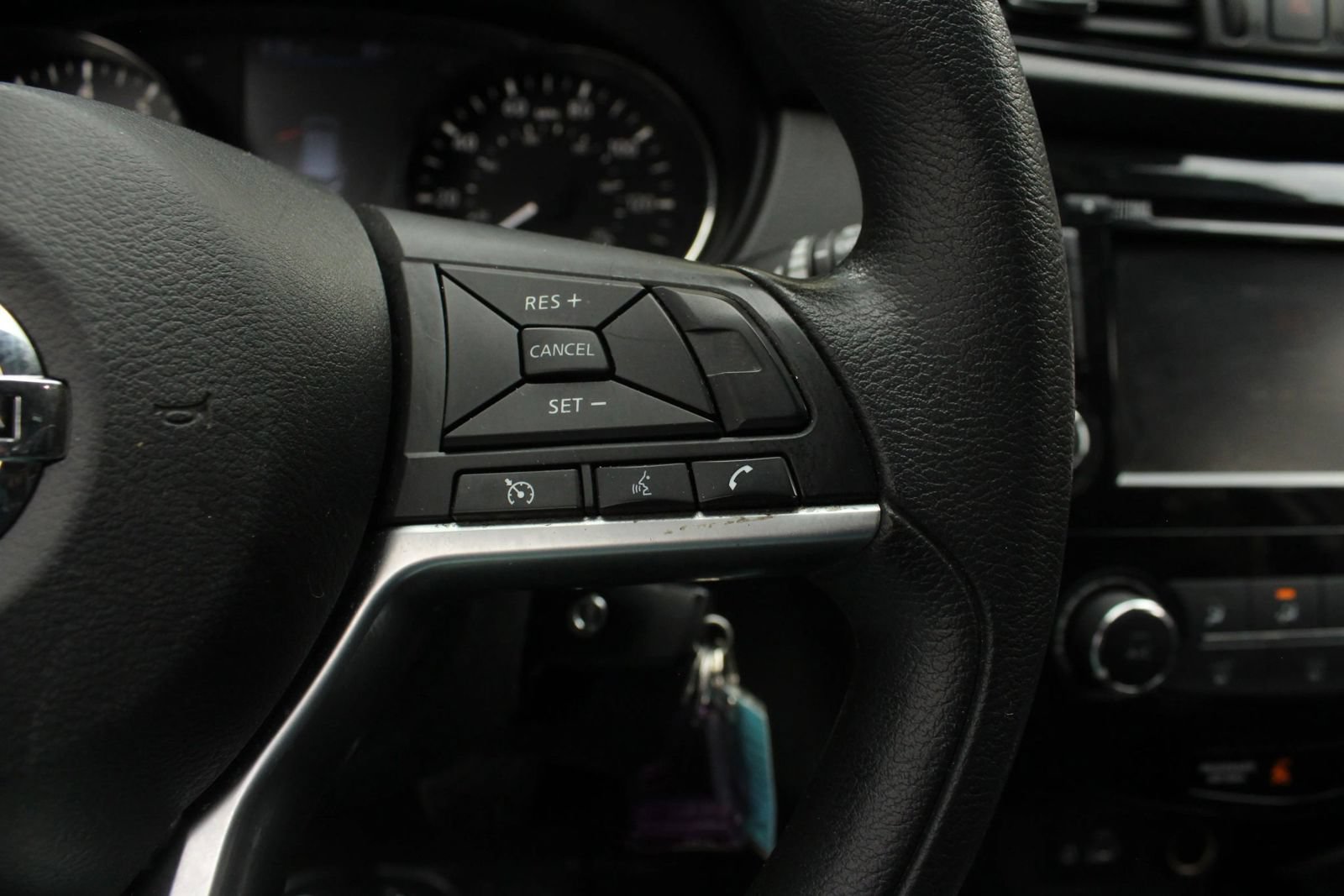 Used 2020 Nissan Rogue Sport S AWD/4WD image 33