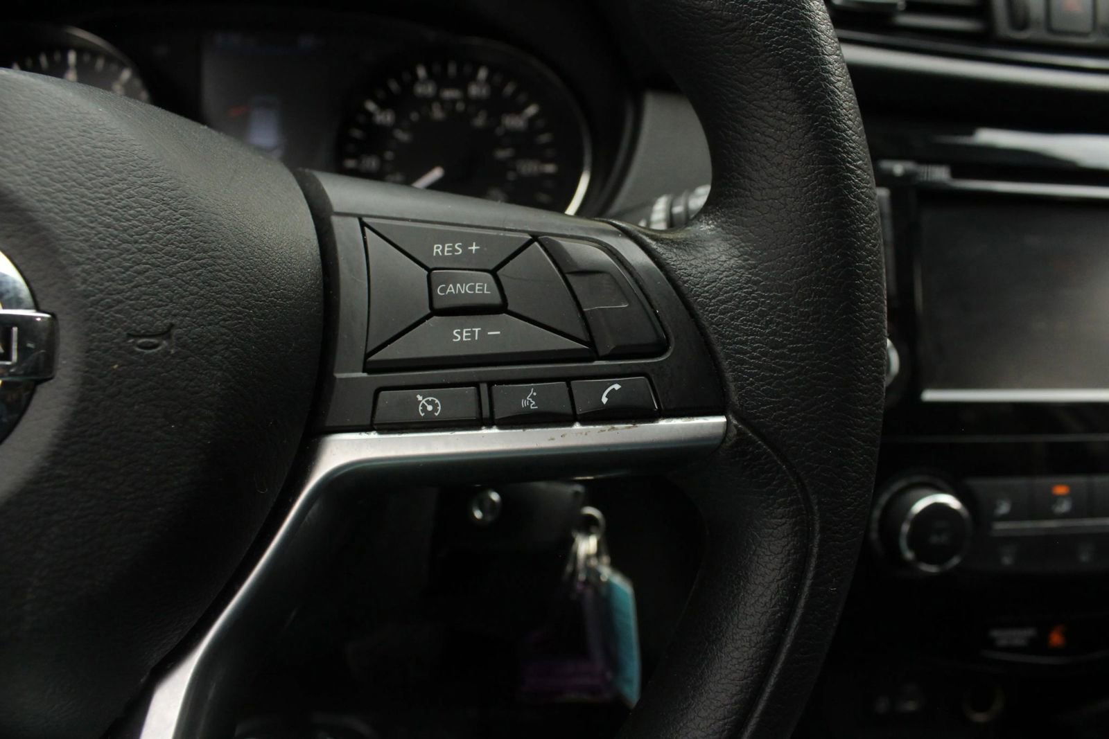 Used 2020 Nissan Rogue Sport S AWD/4WD image 33