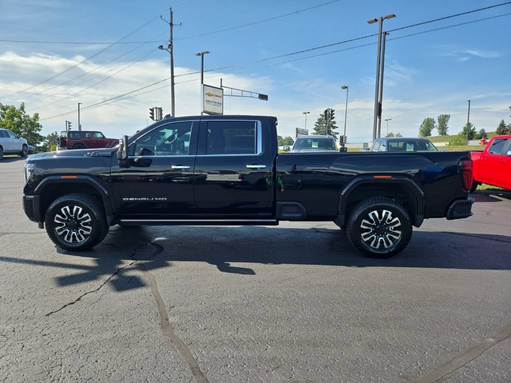 Certified 2024 GMC Sierra 2500 Denali Ultimate w/ Max Trailering Package AWD/4WD image 6