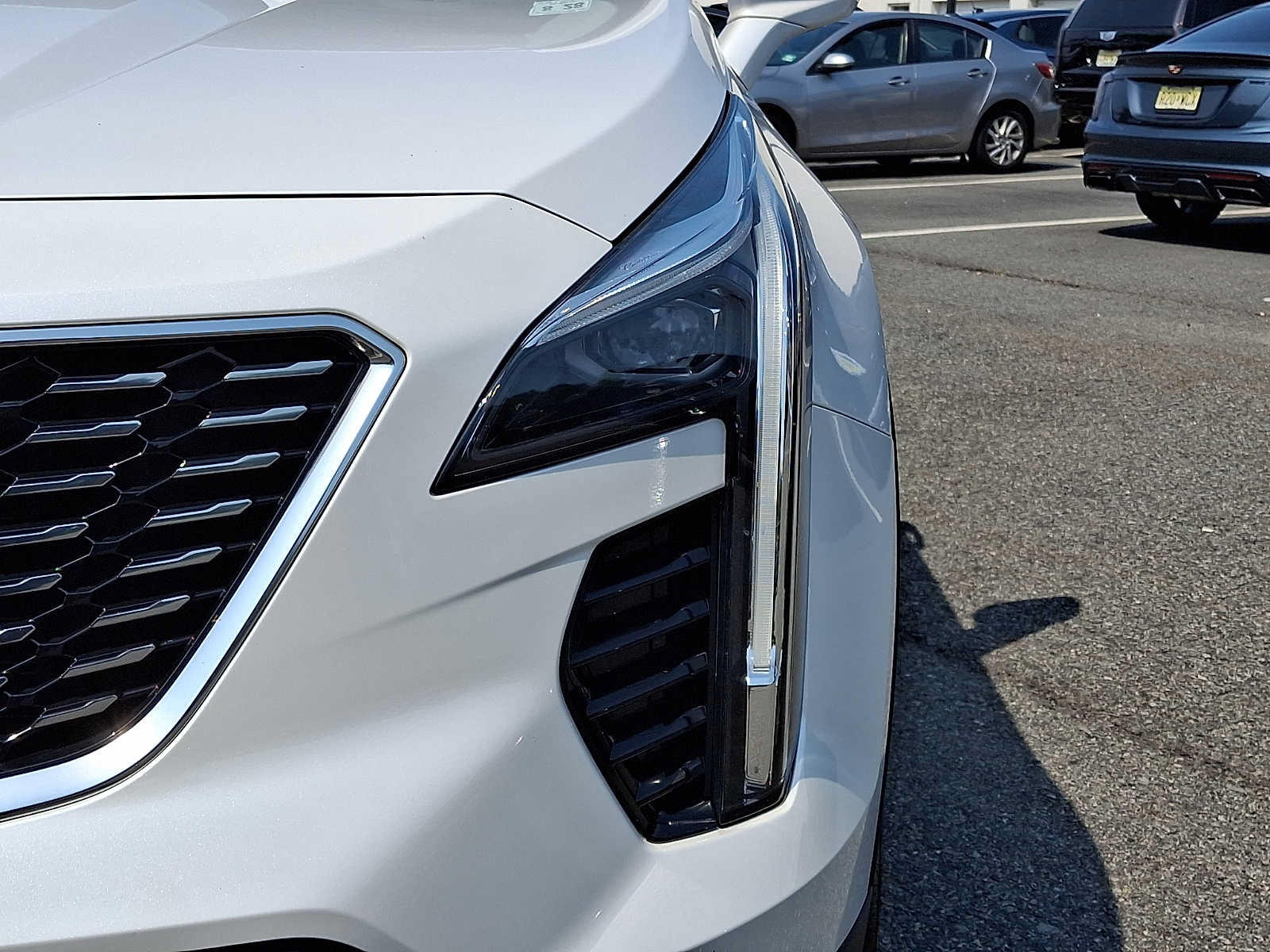 Used 2023 Cadillac XT4 Premium Luxury w/ Technology Package AWD/4WD image 9