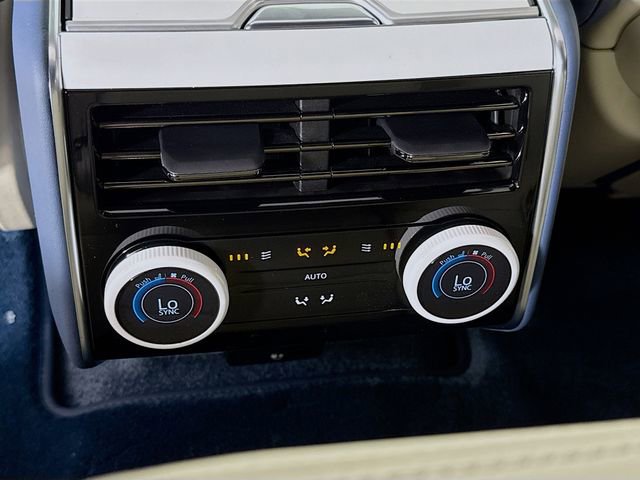 New 2026 Land Rover Range Rover SV image 27