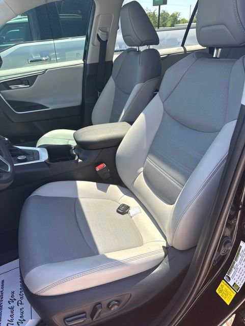 Used 2024 Toyota RAV4 Limited w/ Advanced Technology Package AWD/4WD image 13