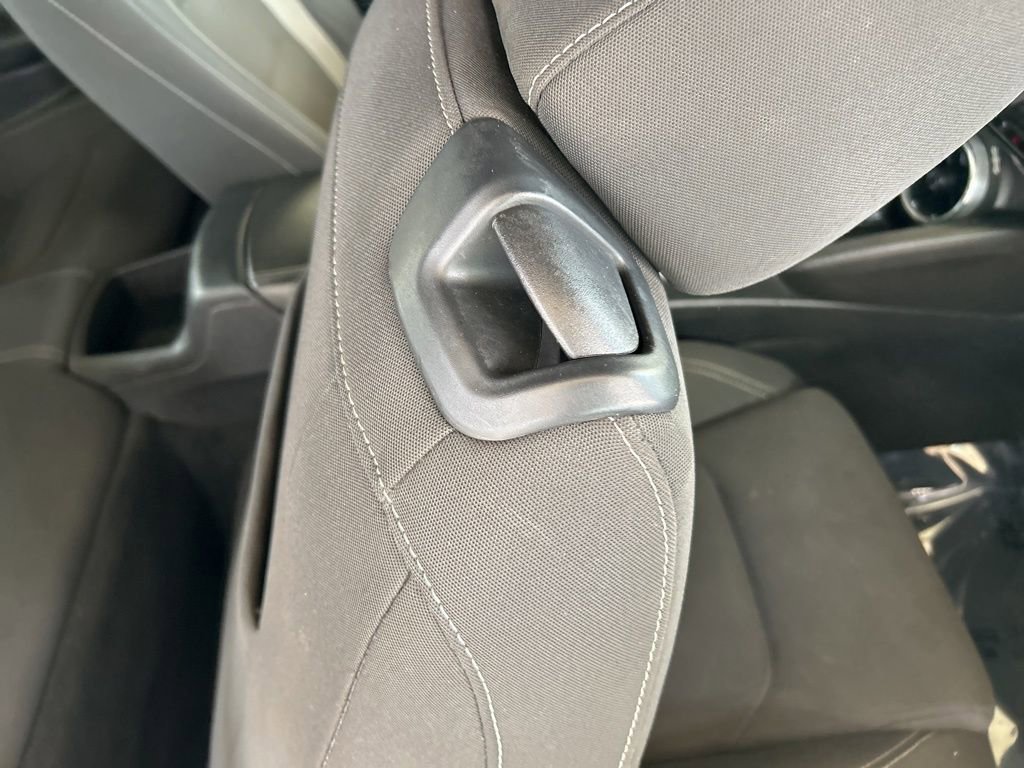 Used 2019 Chevrolet Camaro LT image 21