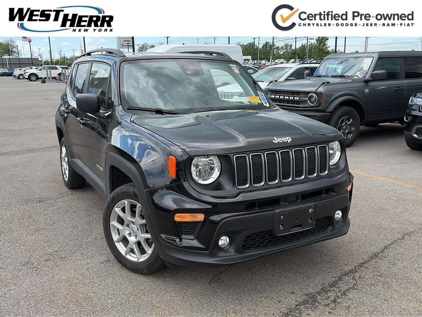 Used 2022 Jeep Renegade Latitude w/ Convenience Group AWD/4WD image 49