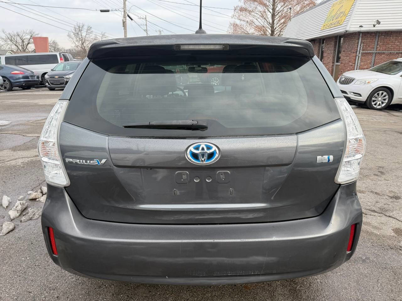 Used 2013 Toyota Prius V Five image 7