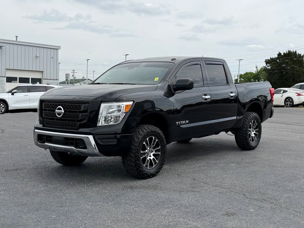 Used 2021 Nissan Titan SV AWD/4WD image 9