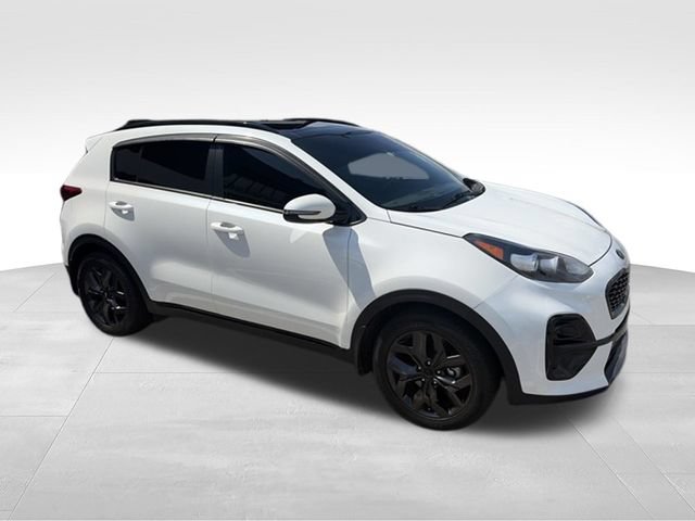 Used 2022 Kia Sportage Nightfall Edition FWD image 7