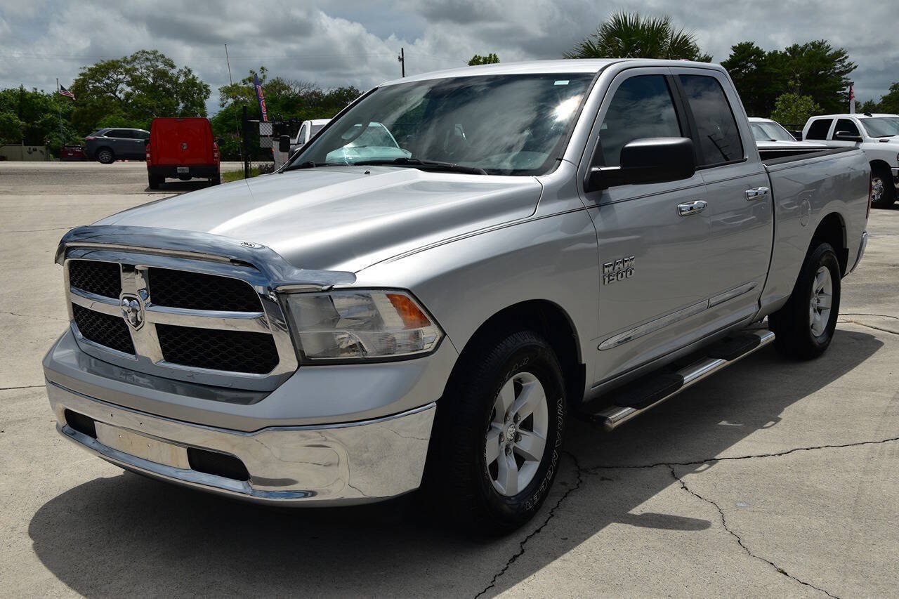 Used 2016 RAM 1500 Classic SLT RWD image 3