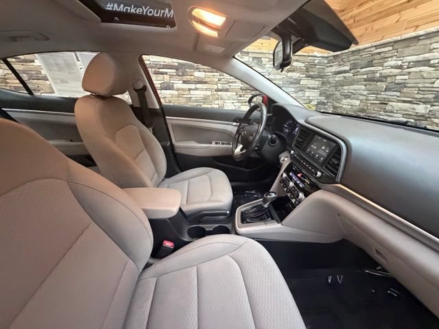 Used 2020 Hyundai Elantra Value Edition FWD image 16