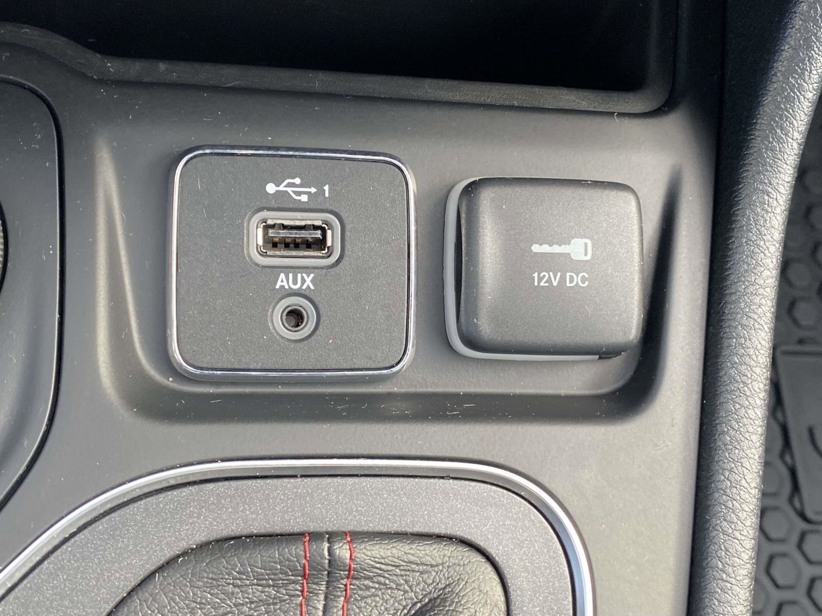 Certified 2022 Jeep Cherokee Trailhawk w/ Trailer Tow Group image 41