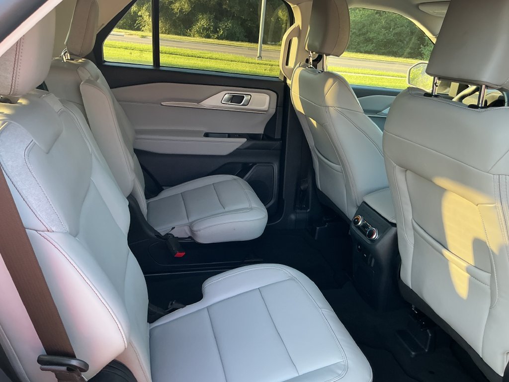 New 2026 Ford Explorer Active w/ Active Comfort Package AWD/4WD image 21