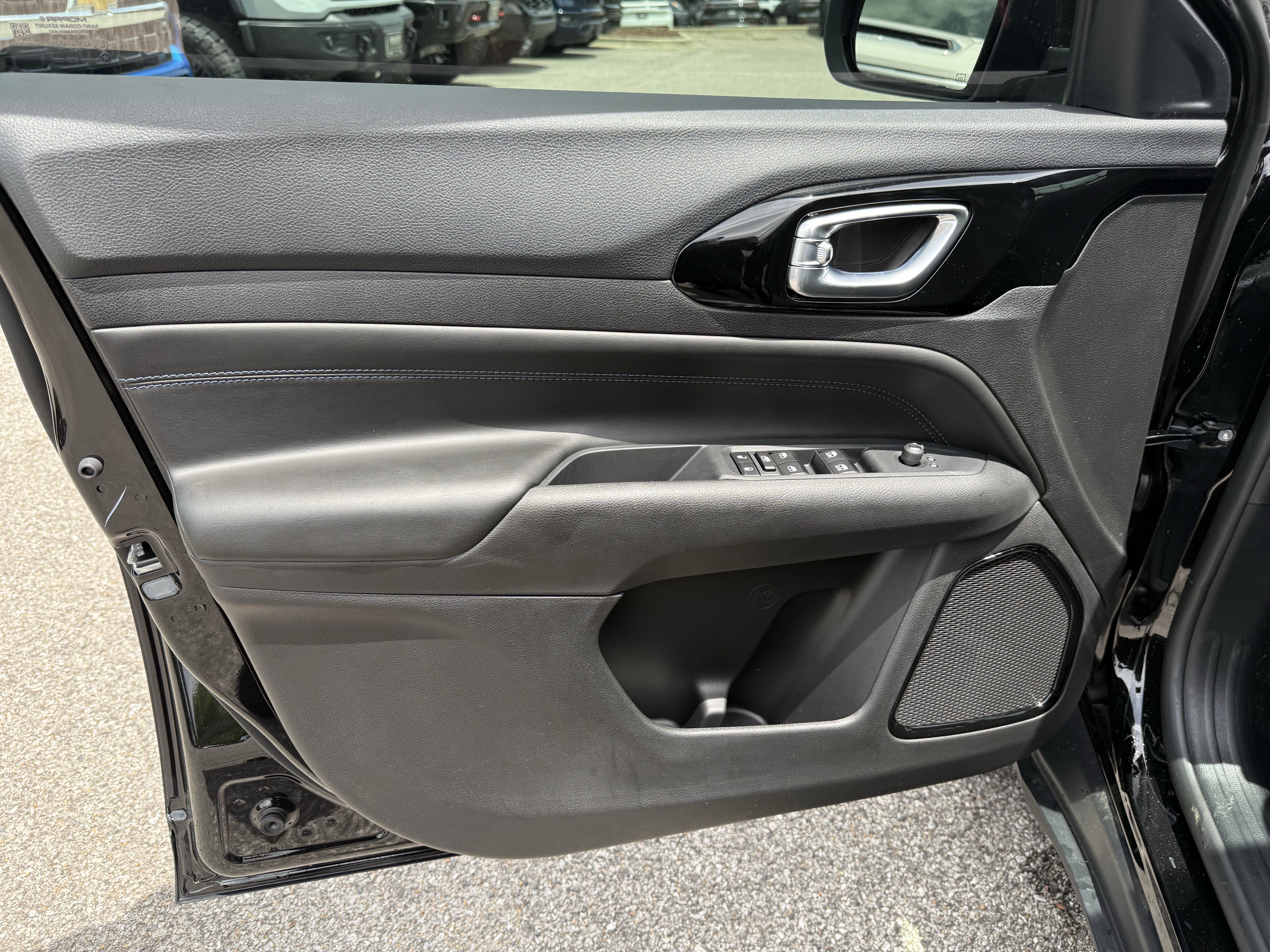 New 2026 Jeep Compass Latitude AWD/4WD image 14