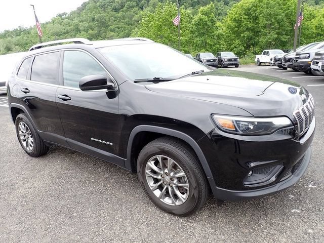 Used 2020 Jeep Cherokee Latitude Plus w/ Cold Weather Group AWD/4WD image 10