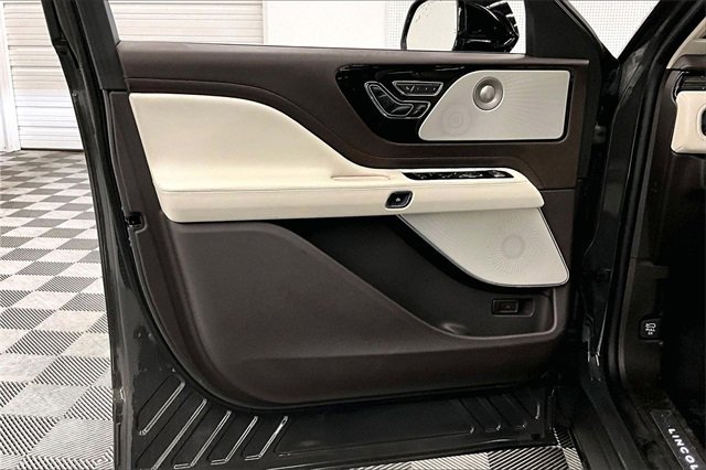 Used 2024 Lincoln Aviator Black Label w/ Dynamic Handling Package image 19