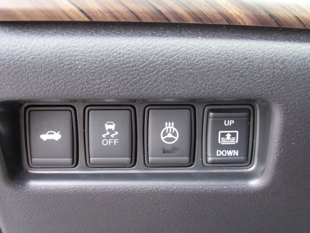 Used 2018 Nissan Maxima Platinum image 28