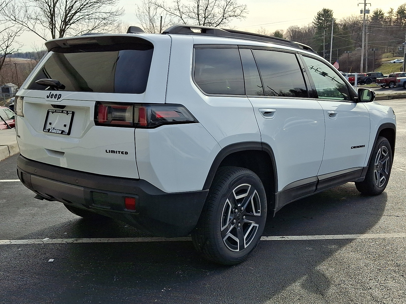 New 2026 Jeep Cherokee Limited image 3