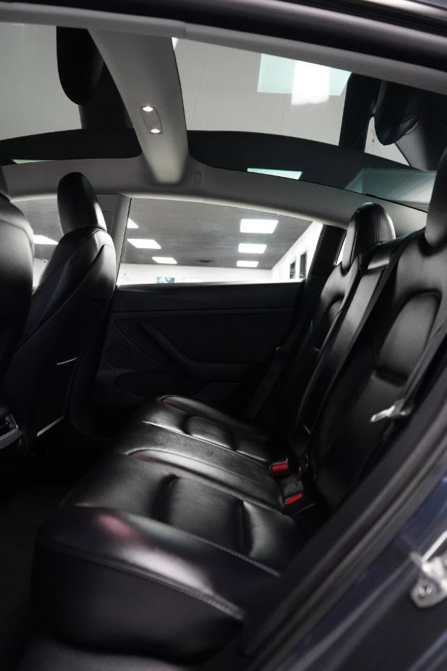Used 2023 Tesla Model 3 Standard Range RWD image 17
