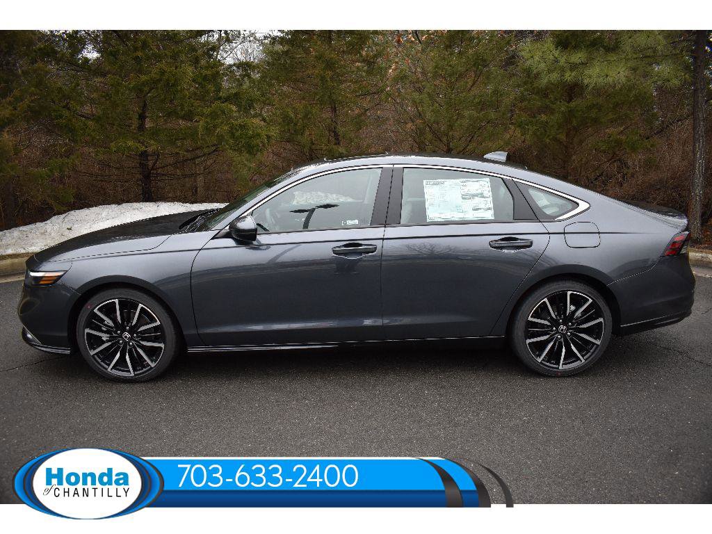 New 2026 Honda Accord Hybrid Touring image 4