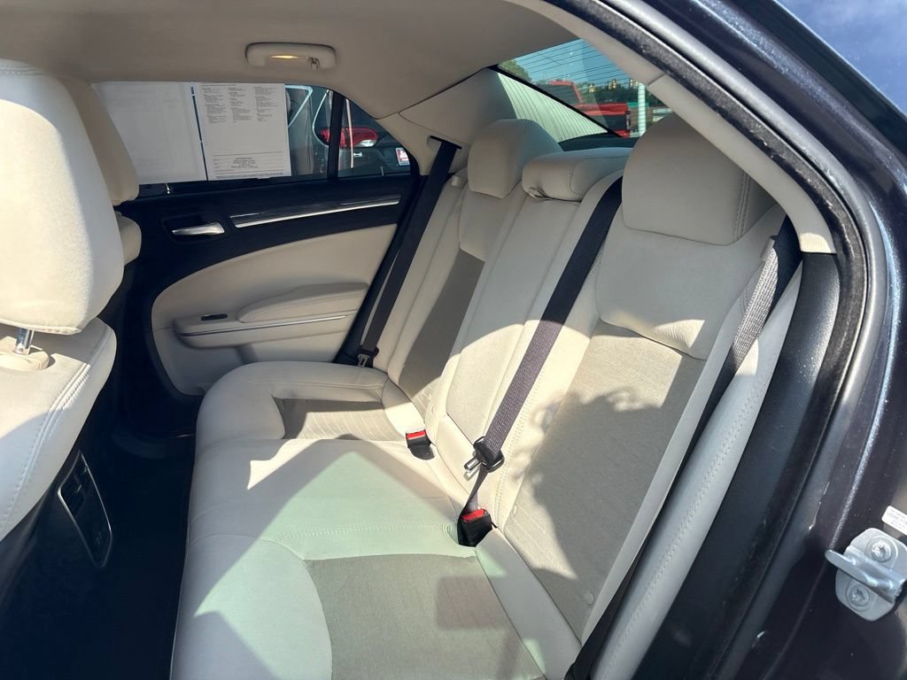 Used 2019 Chrysler 300 Touring w/ Sport Appearance Package RWD image 30
