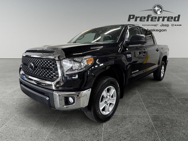Used 2020 Toyota Tundra SR5 w/ SR5 Convenience Package AWD/4WD image 10