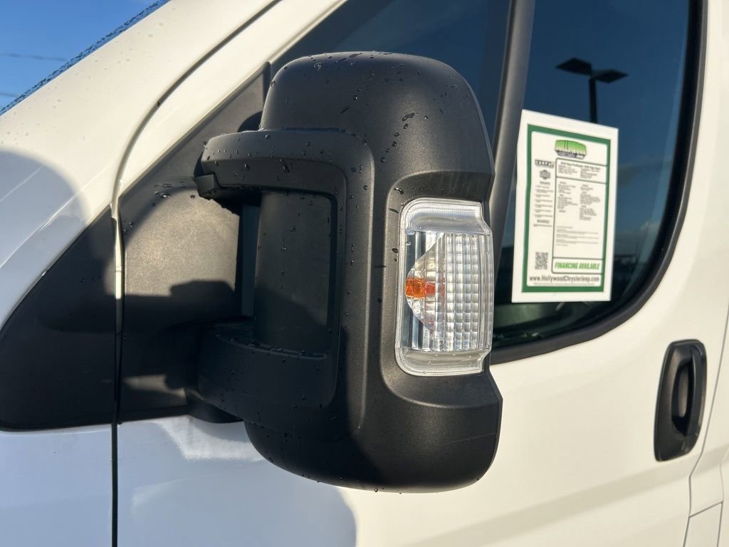 Used 2025 RAM ProMaster 2500 w/ Convenience Group image 18