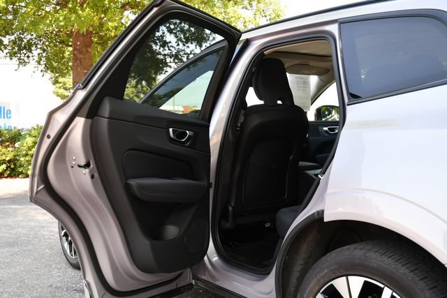 Certified 2026 Volvo XC60 B5 Plus AWD/4WD image 16